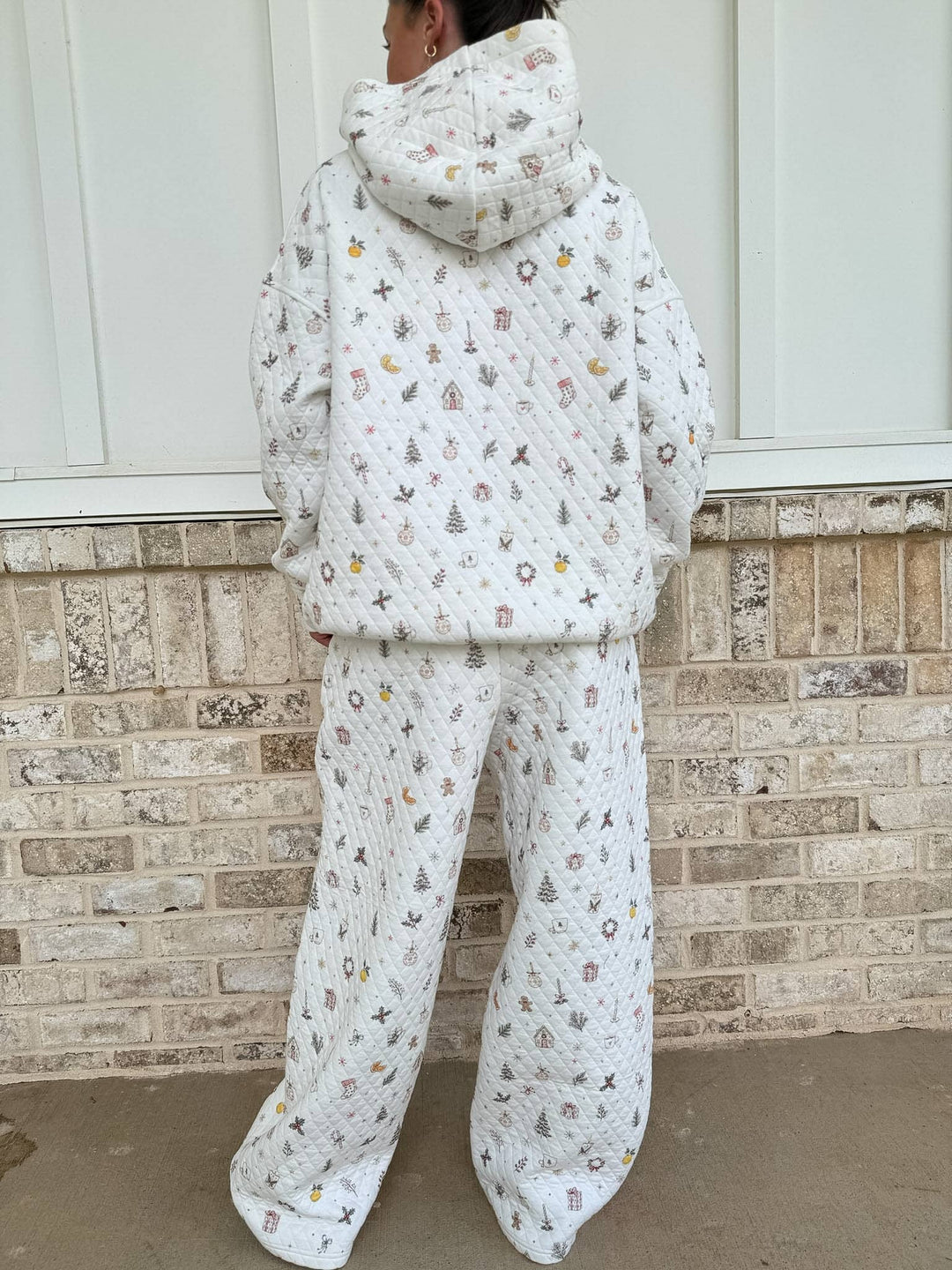 A Cottage Christmas Quilted Straight Leg Sweatpants