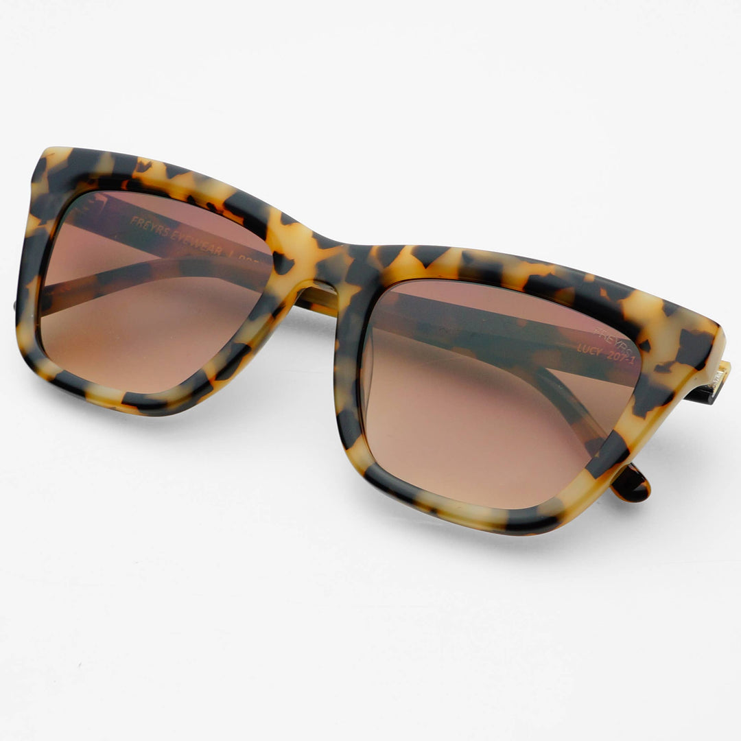 FREYRS Eyewear - Lucy Acetate Womens Cat Eye Sunglasses: Milky Tortoise