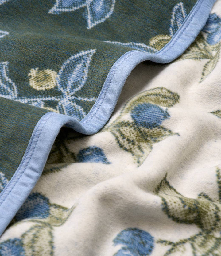 ChappyWrap - Blueberries Blanket: Original
