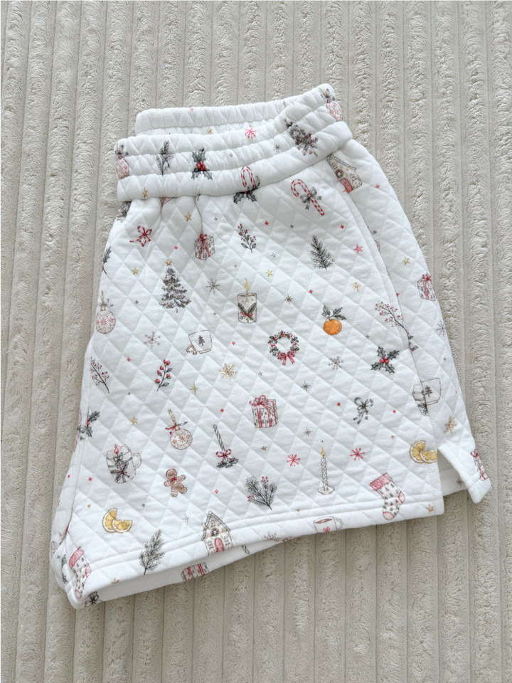A Cottage Christmas Quilted Shorts