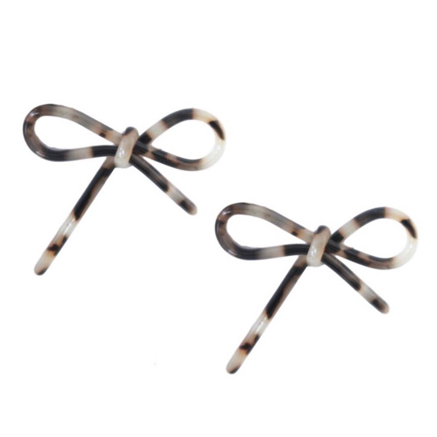 Blonde Tortoise Bow Stud Earrings