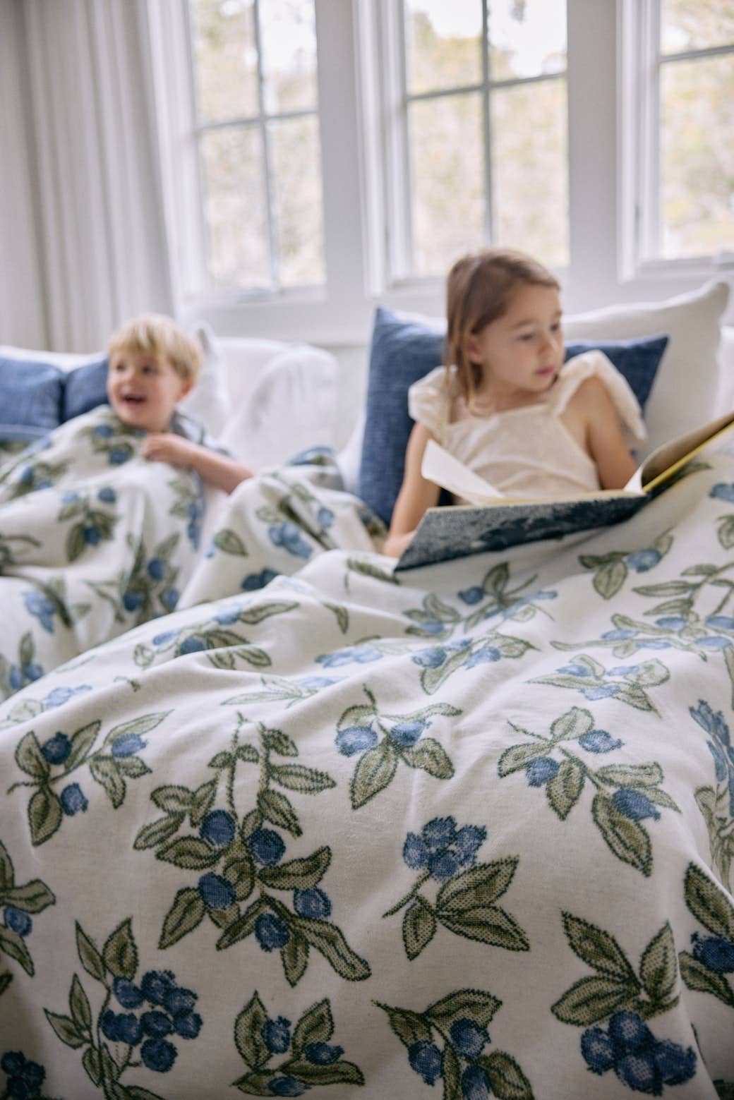 ChappyWrap - Blueberries Blanket: Original