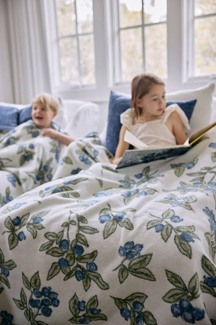 ChappyWrap - Blueberries Blanket: Original