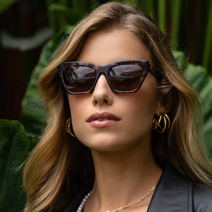 FREYRS Eyewear - Gia Acetate Cat Eye Sunglasses : Tortoise