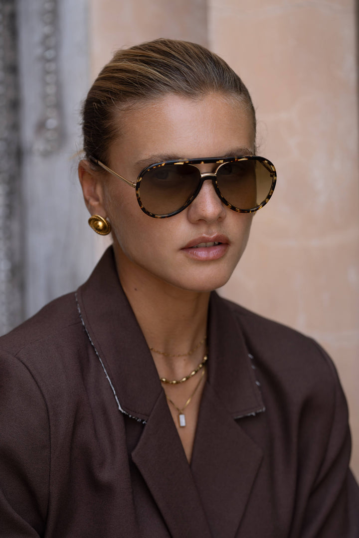 FREYRS Eyewear - Shay (NEW) Unisex Aviator Sunglasses: Tortoise / Light Green