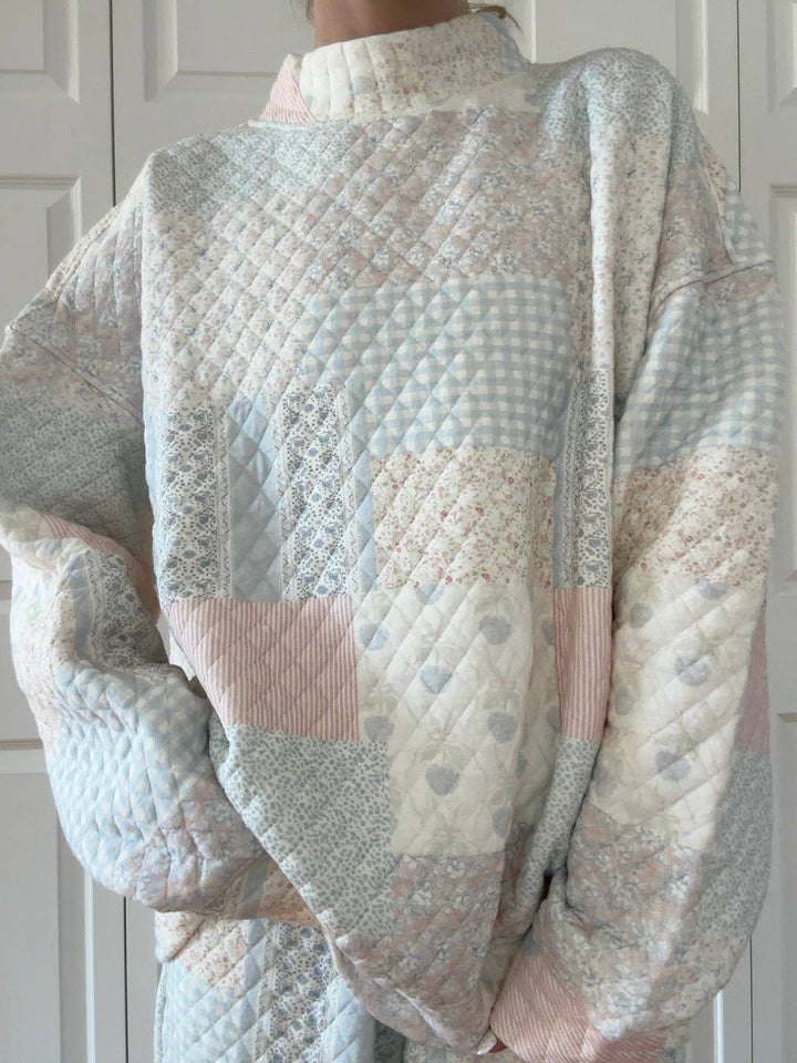Quited Shades Of Blue Mockneck