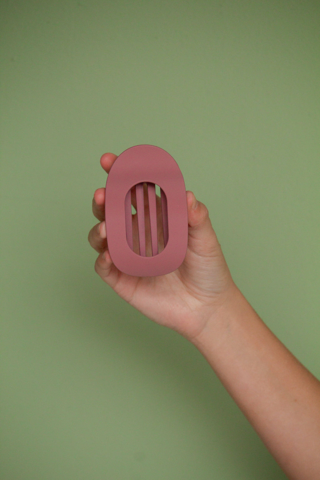 Oval Flat Large Clip