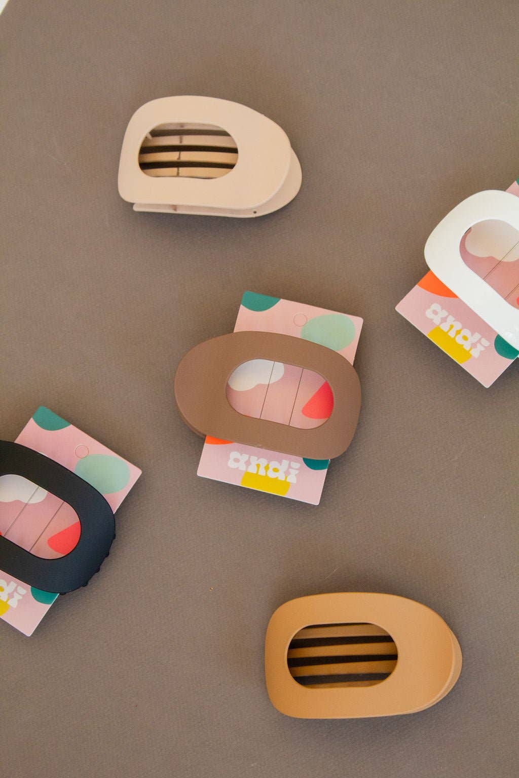 Oval Flat Large Clip