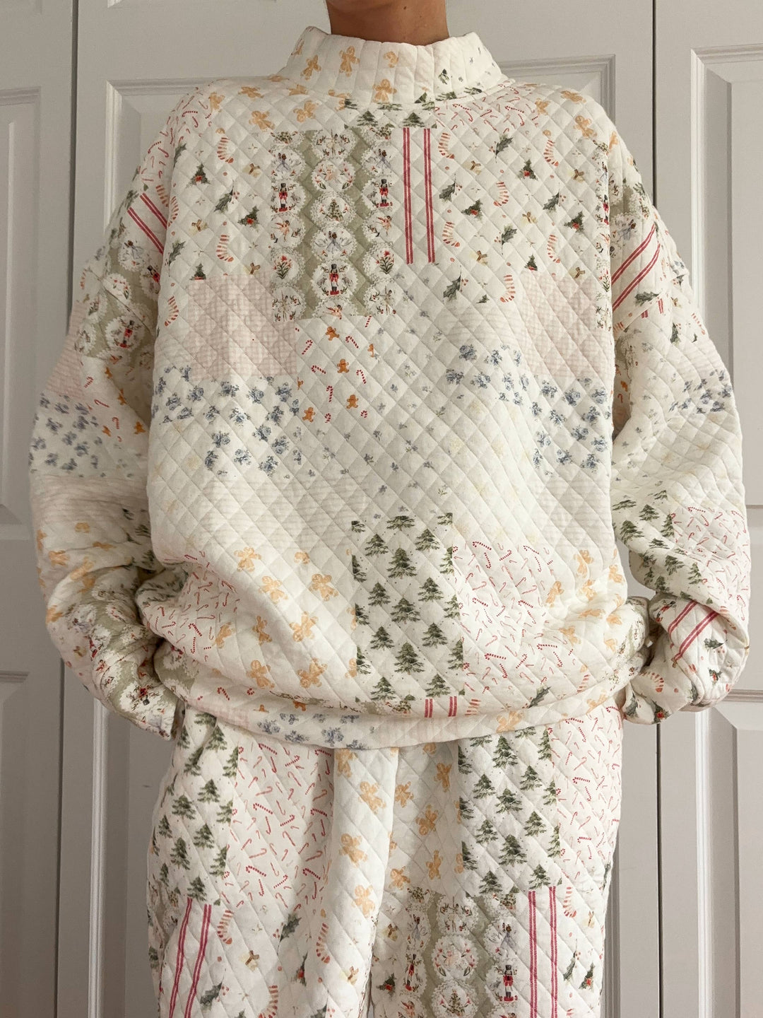 Holiday Quilted Mockneck Sweatshirt