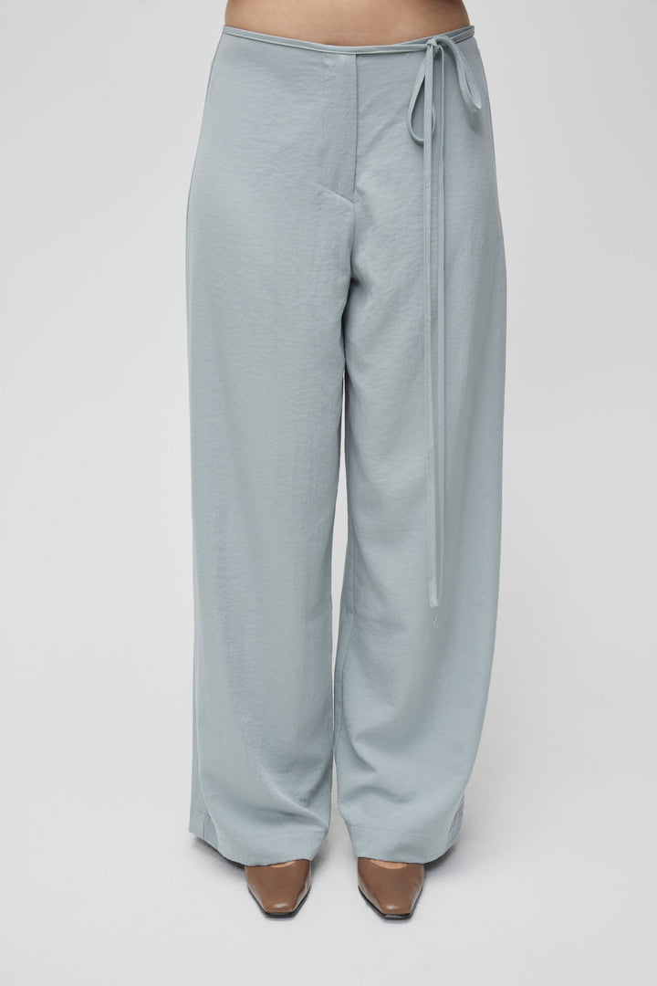 Shar Tie Front Lightweight Pants