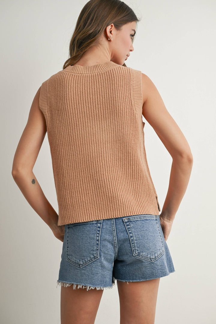Liberty Flag Sleeveless Sweater - Taupe