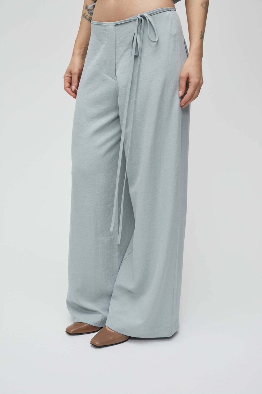 Shar Tie Front Lightweight Pants